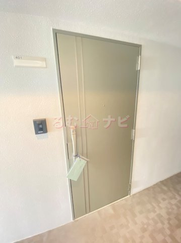 福岡市南区高宮１丁目の賃貸マンションの玄関