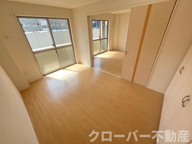 シスレーヴの内装|洋室