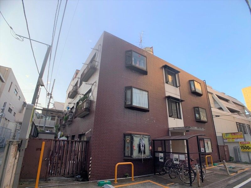 田町マンションの外観