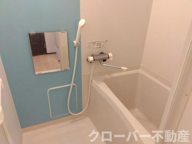 クレイノメイプルハイムの浴室