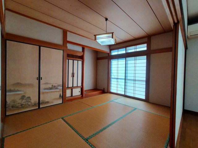 若竹台４LDK戸建の和室