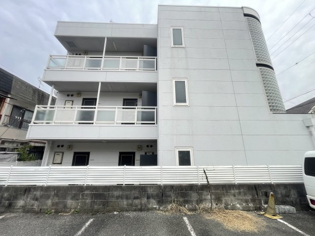 寝屋川市香里北之町のアパートの外観