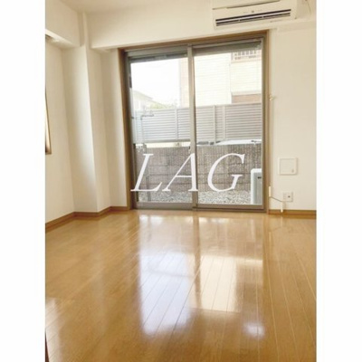 【居間・リビング】 | メゾンフラワー田園調布 | 洋室のお部屋です。