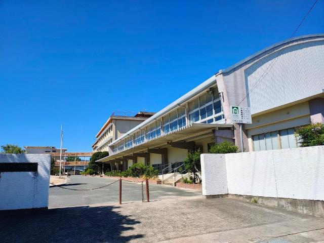 Ｊｉｒｏ上之島の周辺|豊川市立中部中学校まで311ｍ