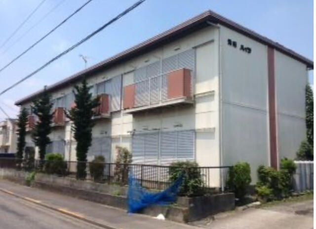秀峰ハイツの外観