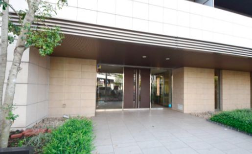 パークアクシス東陽町・親水公園のエントランス|建物の内部です