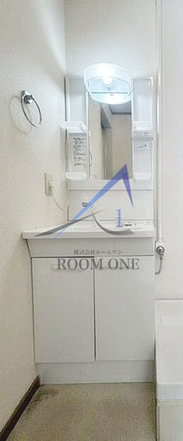 コンフォート石田の洗面所|独立洗面台です。