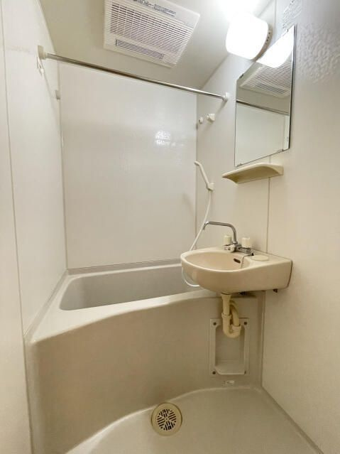 スカイコート本郷東大前弐番館の浴室