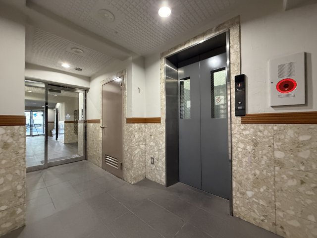 杉並区成田東５丁目の中古マンションのその他共用部分|エレベーター