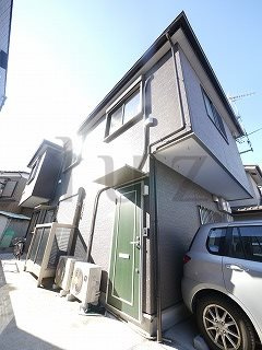ルーチェヨコハマのエントランス
