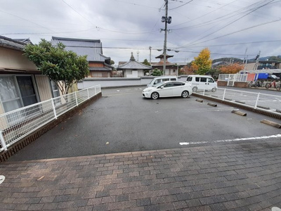 【駐車場】 | アルカンシェル | 駐車場です