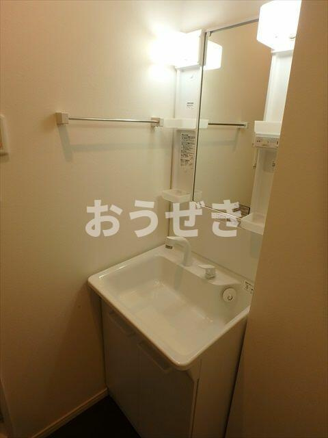 ヒルズ大塚の独立洗面台