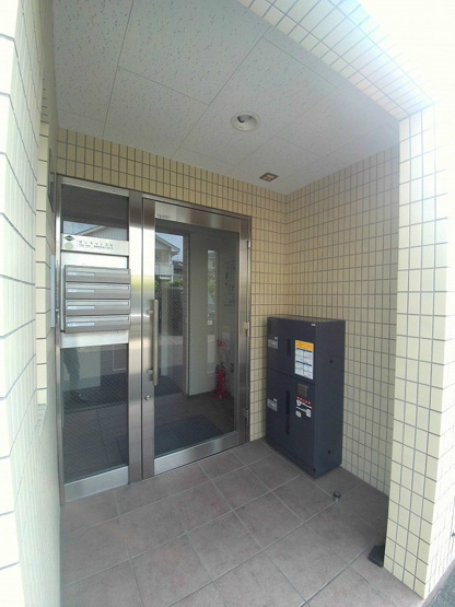 【設備】 | サンキャッスル | オートロック付きエントランス
