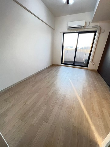 Luxe塚口の居間・リビング