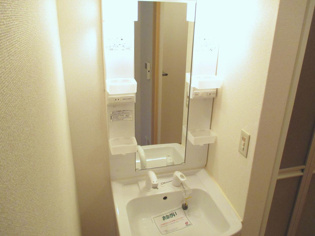 独立洗面化粧台付きでおすすめです！