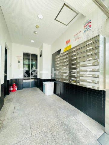 大阪市淀川区木川西１丁目の賃貸マンションの外観