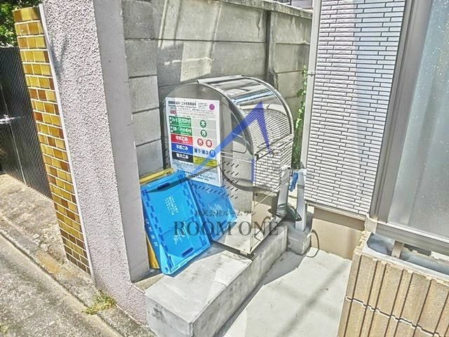 カサート高円寺のその他共用部分|敷地内ゴミ置き場です。