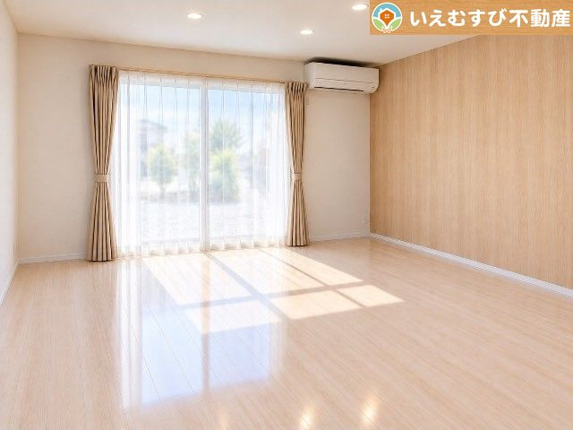 熊谷市御正新田　中古戸建の居間・リビング|開放感と家族との距離感にこだわったＬＤＫ
採光たっぷりのリビングで休日には家族みんなでくつろげそうですね♪
