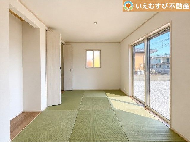 熊谷市御正新田　中古戸建の和室|すぐ横になれる和室は、みんながほっと一息つける空間
ちょっとした休憩や来客時、お子様のお世話にも大活躍しそうですね♪