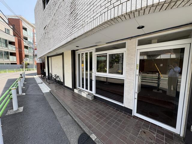 インペリアル赤坂一番館のエントランス