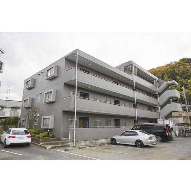 ガーデンコート大倉山の外観