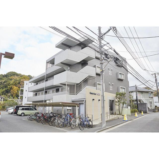 ガーデンコート大倉山の外観