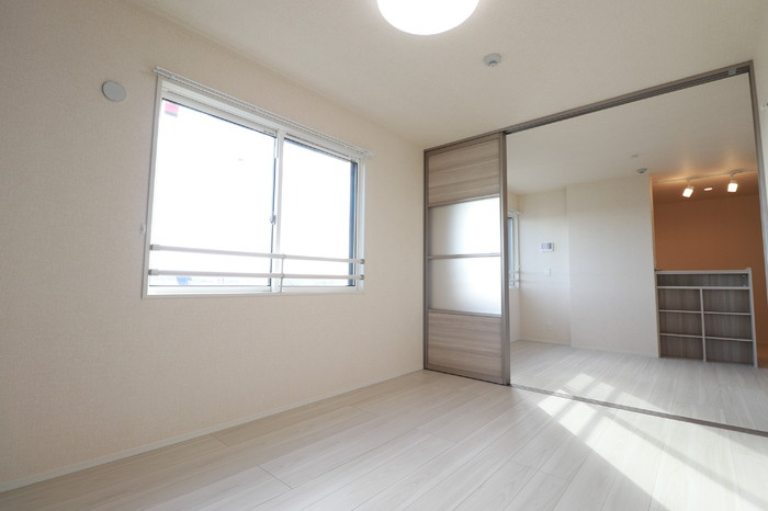 エスベランサ クレストの洋室