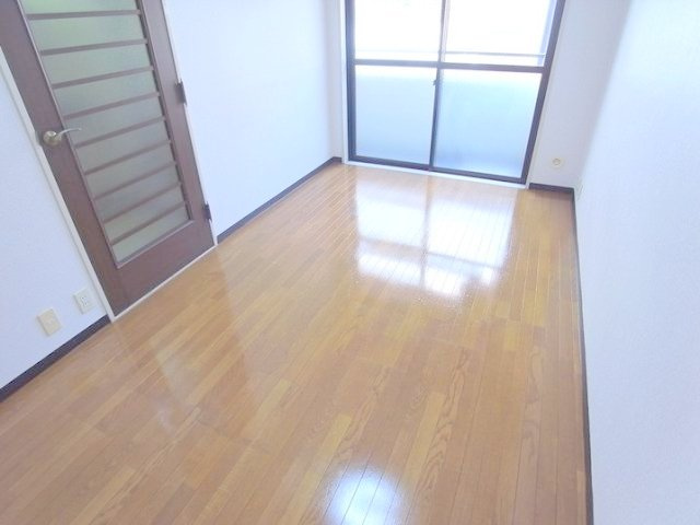 ファサード田園調布の居間・リビング