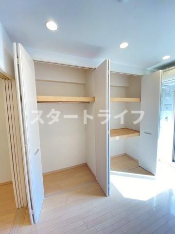 大阪市淀川区宮原２丁目の賃貸マンションの収納