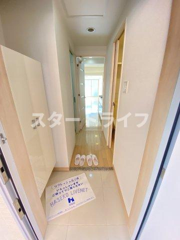 大阪市淀川区宮原２丁目の賃貸マンションの玄関