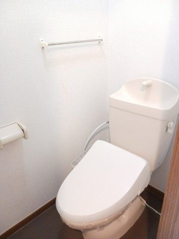 カンタービレⅡのトイレ|清潔感のあるトイレです