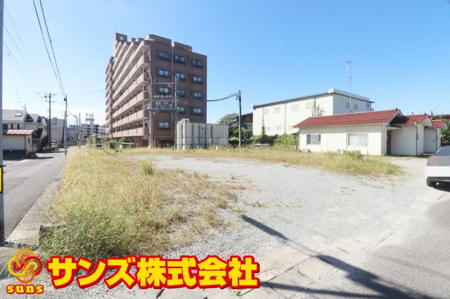 郡山市富久山町久保田字水口　　　１号棟　　行健小学校、行健中学区の外観|北東側から見た外観♪