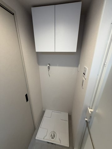 小金井市梶野町４丁目の中古マンションのランドリースペース