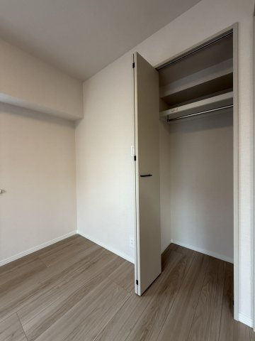 小金井市梶野町４丁目の中古マンションの収納|クローゼット