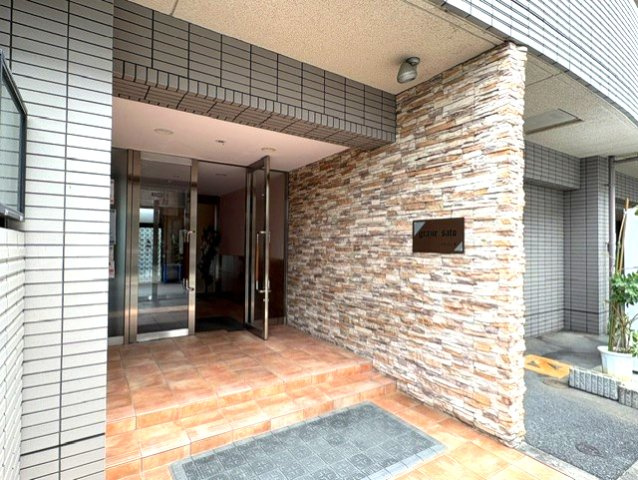 Grazie里のエントランス
