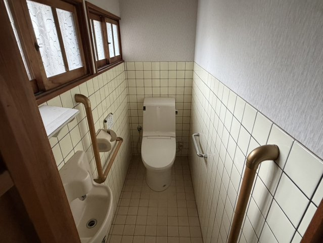 網干区興浜戸建てのトイレ