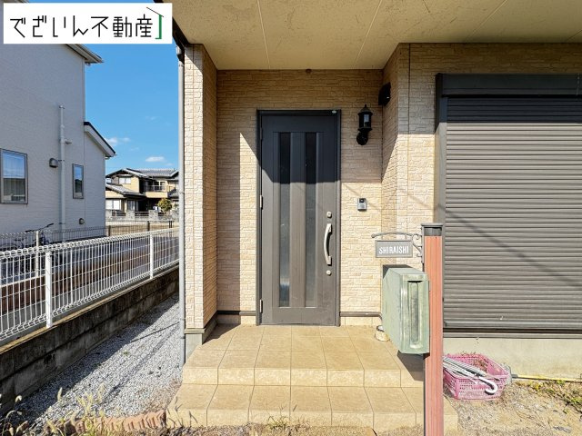 【玄関】 | 羽生市藤井上組　中古住宅   | 現地(2026年10月撮影)