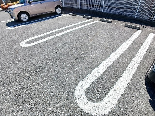 ピーチテラスの駐車場