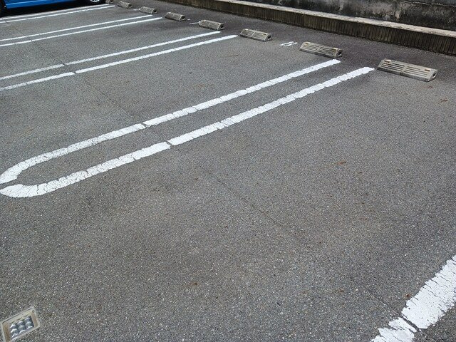 エスペランサ白国Ⅰの駐車場