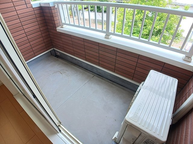 エテルナメンテＴ＆Ｅのバルコニー