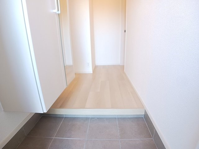 プラシード姫路の玄関