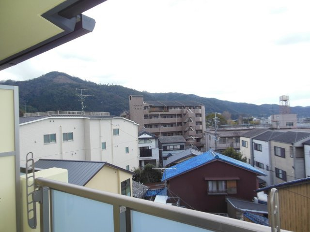 京都市左京区北白川東久保田町の賃貸マンションの展望