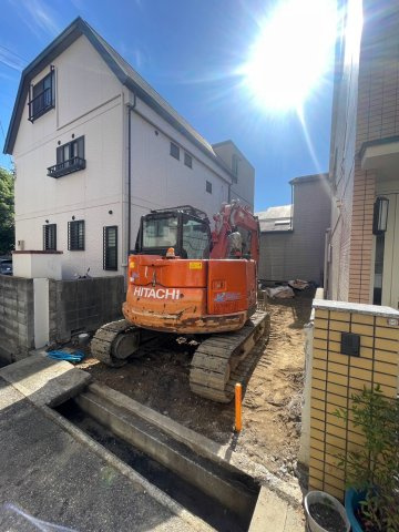 【前面道路含む現地写真】の画像