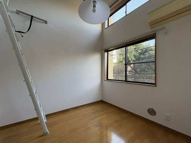 エスポワール日吉の寝室