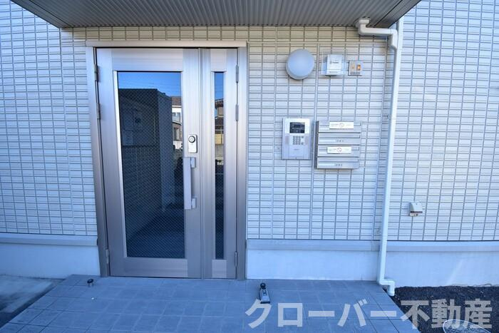 ビアンキのエントランス|エントランス