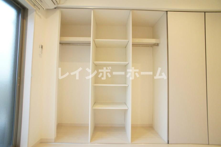 リブリ・Y&Sの収納|大きなものも収納できそうです