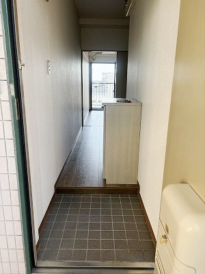シャンテ三宿の玄関