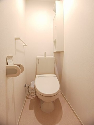 【トイレ】 | シャイニング　ルーチェ | 清潔感のあるトイレです