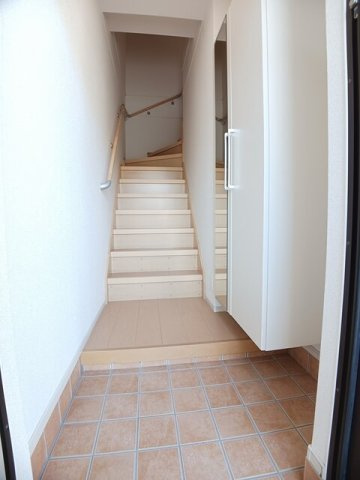 【玄関】 | シャイニング　ルーチェ | シンプルで使いやすい玄関です