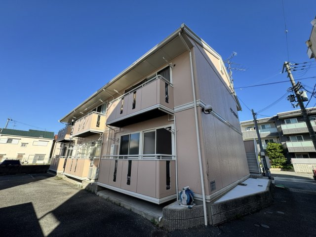 サンロイヤルの外観